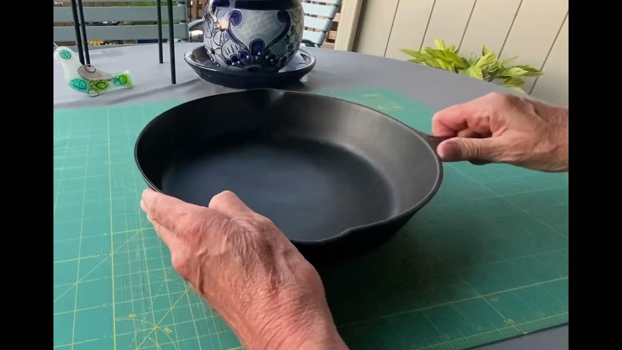 Unboxing A Rare Vintage Griswold Cast Iron Skillet in 2019 