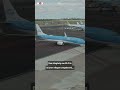 Vliegtuig KLM keert om na brand powerbank