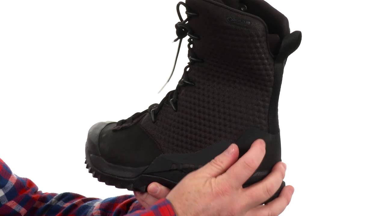 gore tex boots under armour