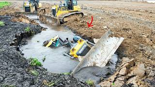 OH NO!! EXTREME CONDITIONS! Bulldozer Sinking in Mud – Operator Saves It Just in Time!