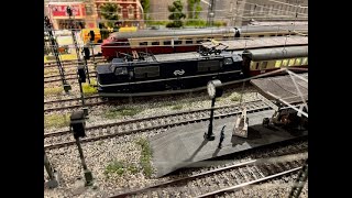 Märklin 37025 - Elektrolokomotive Reihe 1200 der Niederländischen Eisenbahnen (Betriebsnummer 1220)