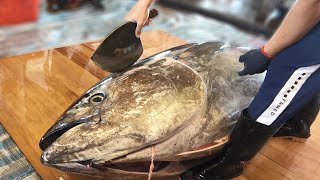 Terrifying  Super-Huge Bluefin Tuna Perfectly Cut/藍鰭金槍魚完美切割華麗登場