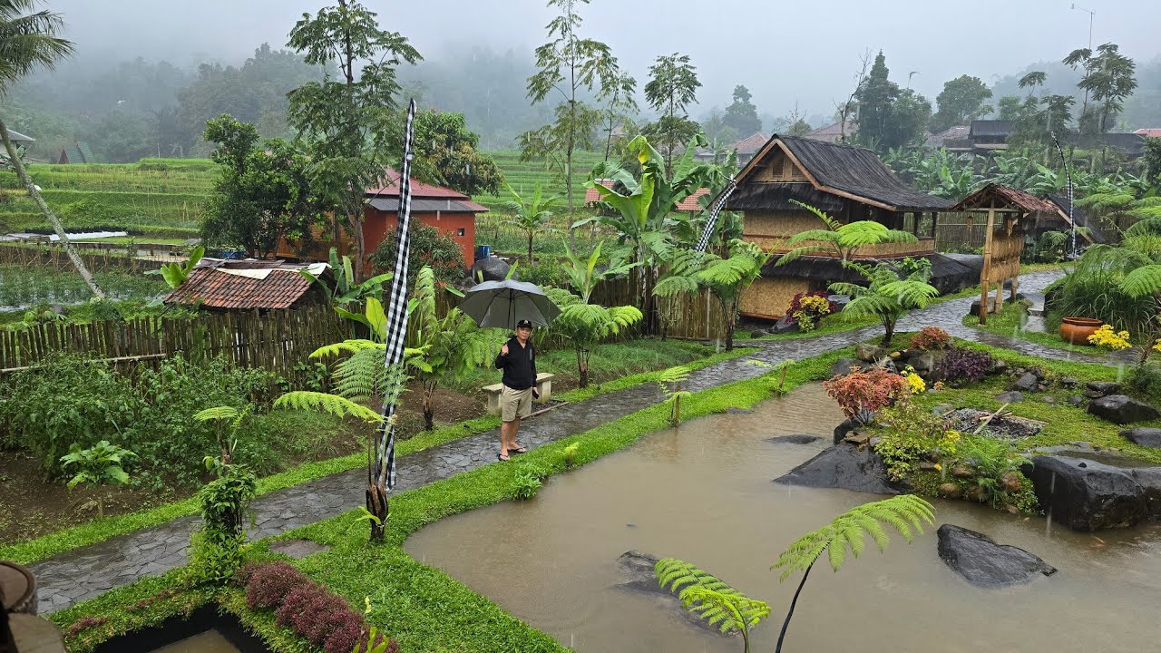 PENGINAPAN  RUMAH ADAT MEWAH DI KAKI GUNUNG BURANGRANG | TAJUR KATINEUNG PURWAKARTA 