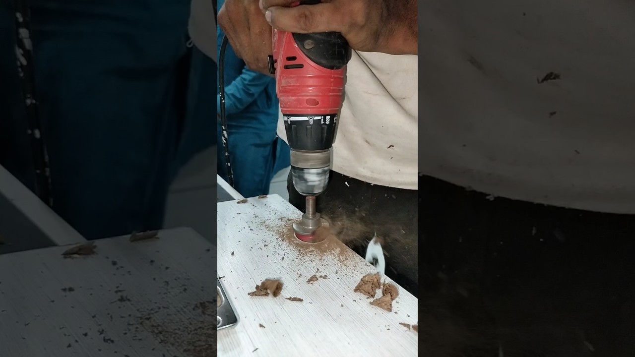 Hydraulic Hinges fitting