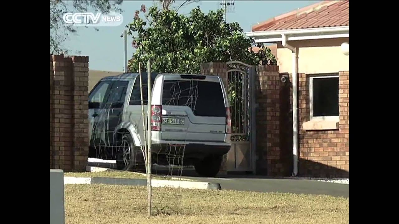 Mandela's family meet in Qunu