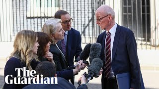 Cabinet members show support for Keir Starmer outside No 10