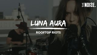 Watch Luna Aura CRASH DIVE video