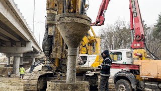 Giant Watering Can INCREDIBLE SIZE.  Many tons of concrete. Construction of the Bridge by Repair of Roads 97 views 3 days ago 4 minutes, 33 seconds