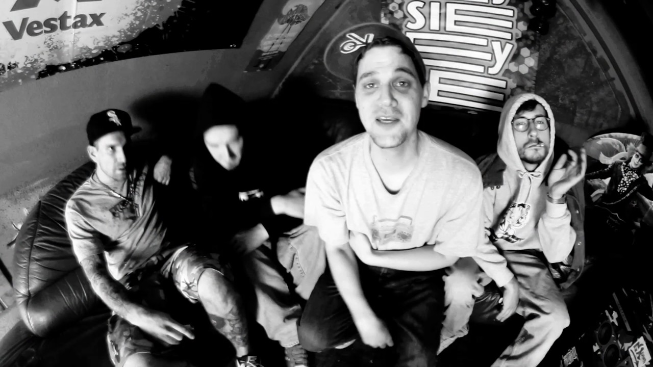 S-TRIX Alles Kacke feat Emus Primus