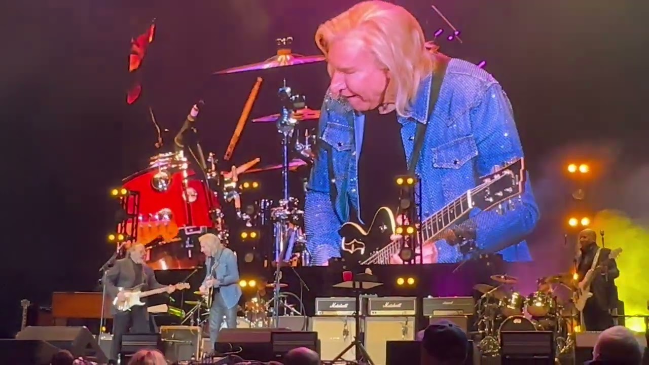 Stephen Stills/Joe Walsh - For What It's Worth - VetsAid 2023 - San Diego