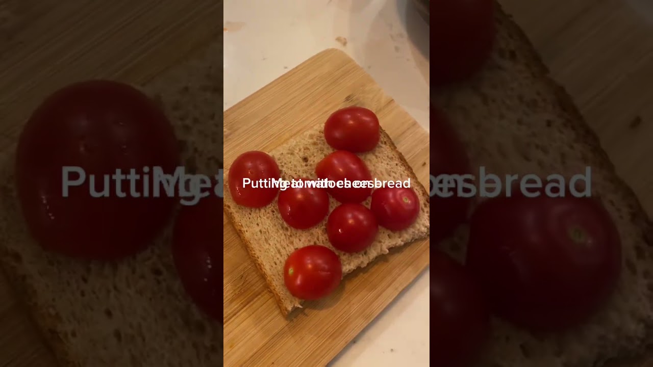 Making the space sandwich from Roblox! 