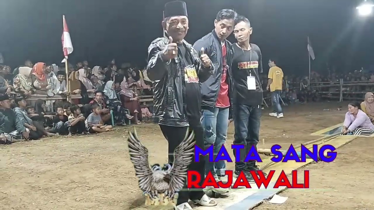 Ramai Sorak Sorai Penonton Dalam Pertandingan Tarik Tambang Akhmat Khoiri Cup 2 Kelas tim Putri