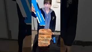Dès que j'ai aspergé ces briques d'eau avec le pistolet, elles n'ont pas cassé. J'ai ensuite essayé