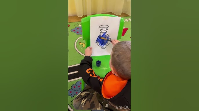 Әдемі арық брюнеткамен порно