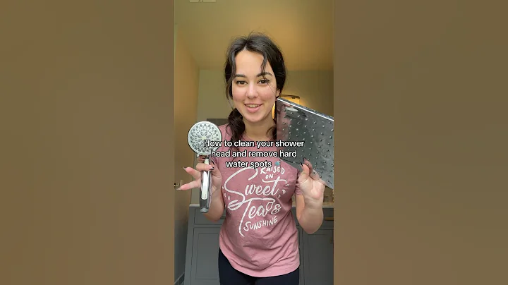 Easiest way to clean your shower head! 🚿 #showerhead #cleaning #clean #bathroomclean #cleaningtips
