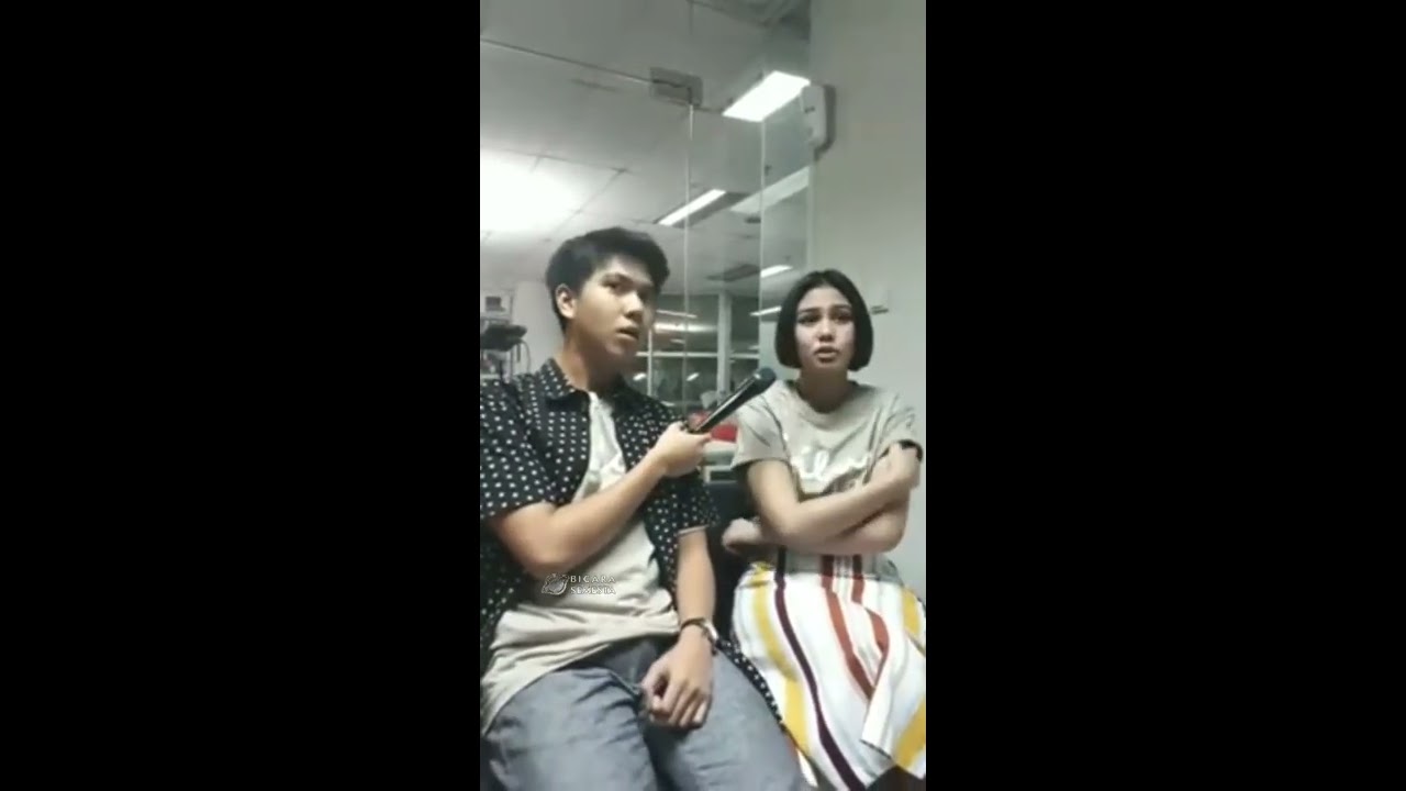 Iqbaal & Vanesha di Detikhot Live Instagram Interview Promo Film Dilan 1991 (17-01-2019)