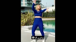 Sexy persian iranian girl dances so fast and wow! #shorts raghs رقص دختر داف با چطوری گل تهی