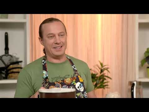 Цыплёнок каччиаторе и панфорте | Всё просто с Василием Емельяненко