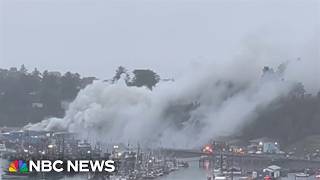 Fire at seafood plant forces evacuations in Oregon