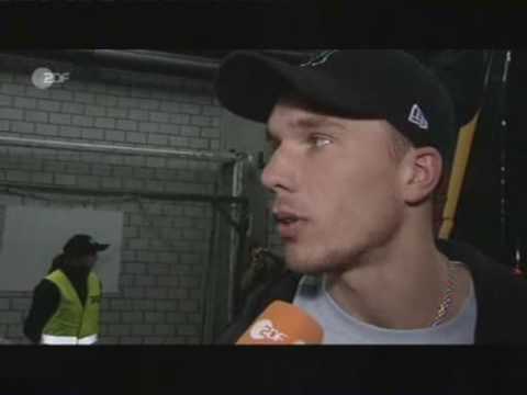Lukas Podolski schlagfertig im Interview SUI-GER 0:4