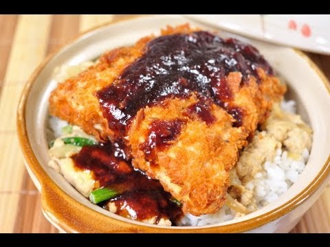 ข้าวหน้าไข่ตุ๋นปลาทอด