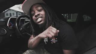 Just Deezy - On The Run (Official Music Video)