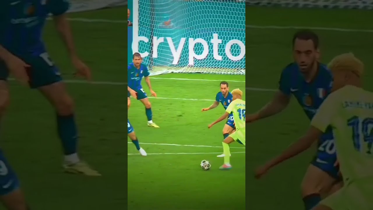 When Lamine Yamal lose control🔥⚡#football #barcelona #lamineyamal #ucl   #footballskills