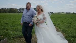 Michael & Melissa’s Dreamy Farm Wedding | A Day Filled with Love & Laughter