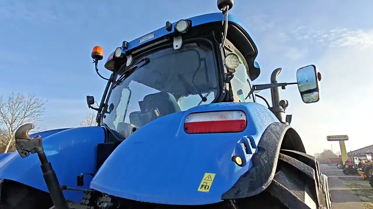 Køb New Holland T7. 220 Hos Anker Bjerre A/S