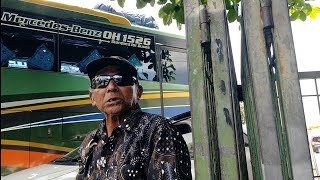OW! BUS ALS 311 WAS FORBIDDEN FROM DEPARTING BY THE CHAIRMAN BEFORE THIS WAS FINISHED! THE CREW J...