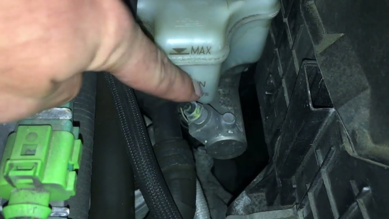 Brake Light Flashing And Beeping Volkswagen Jetta Golf Pat Kos Кадр из видео Brake Light Flashing And Beeping Volkswagen Jetta Golf Pat