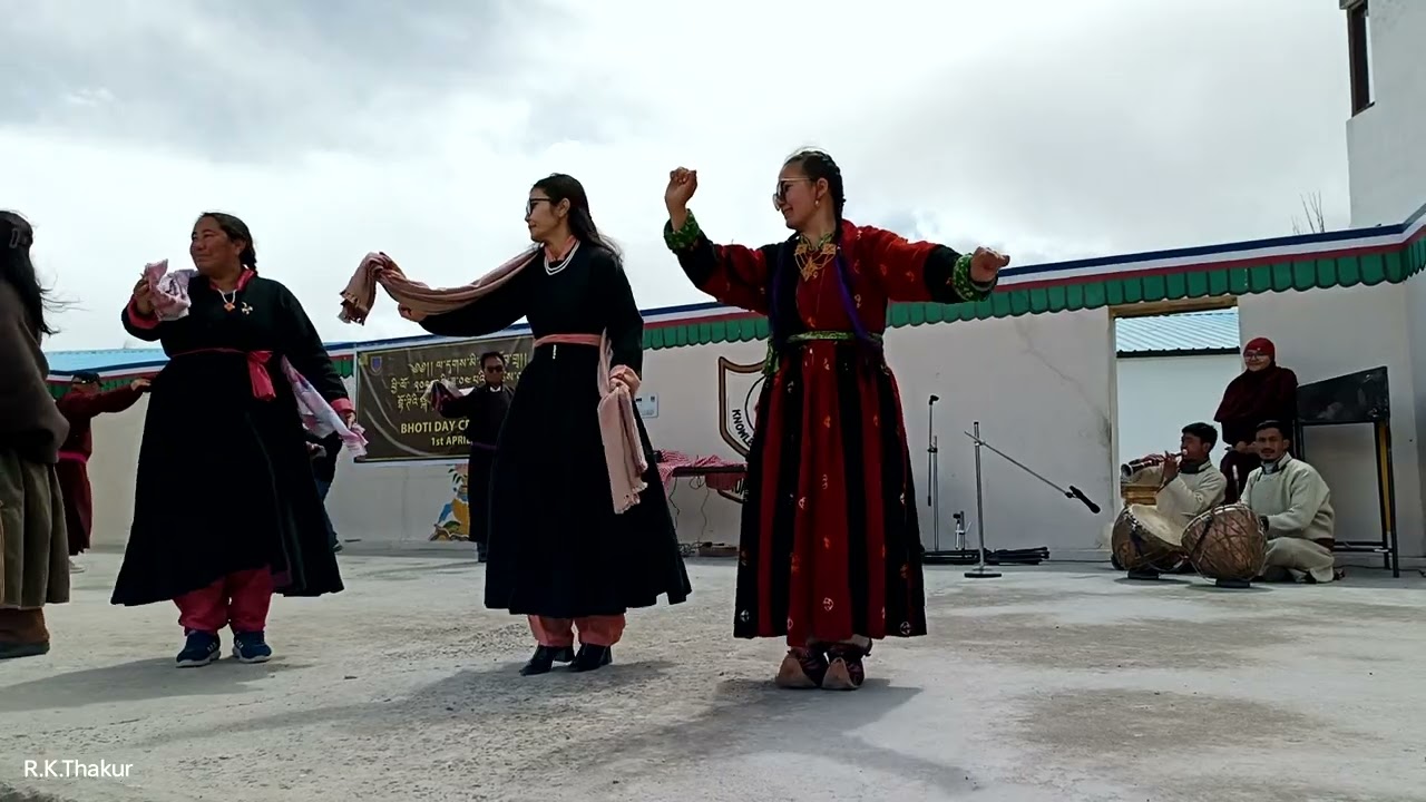Treditional Ladakhi Dance Performance By LPS Staff