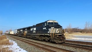 NS C40-8W & C40-9W head east on the Chicago Line w/ an NS Intermodal Train