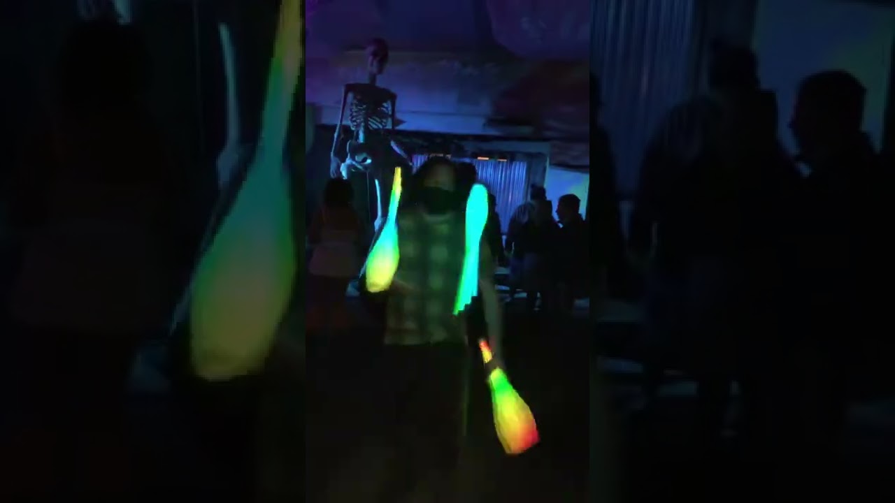 LED Club Juggling