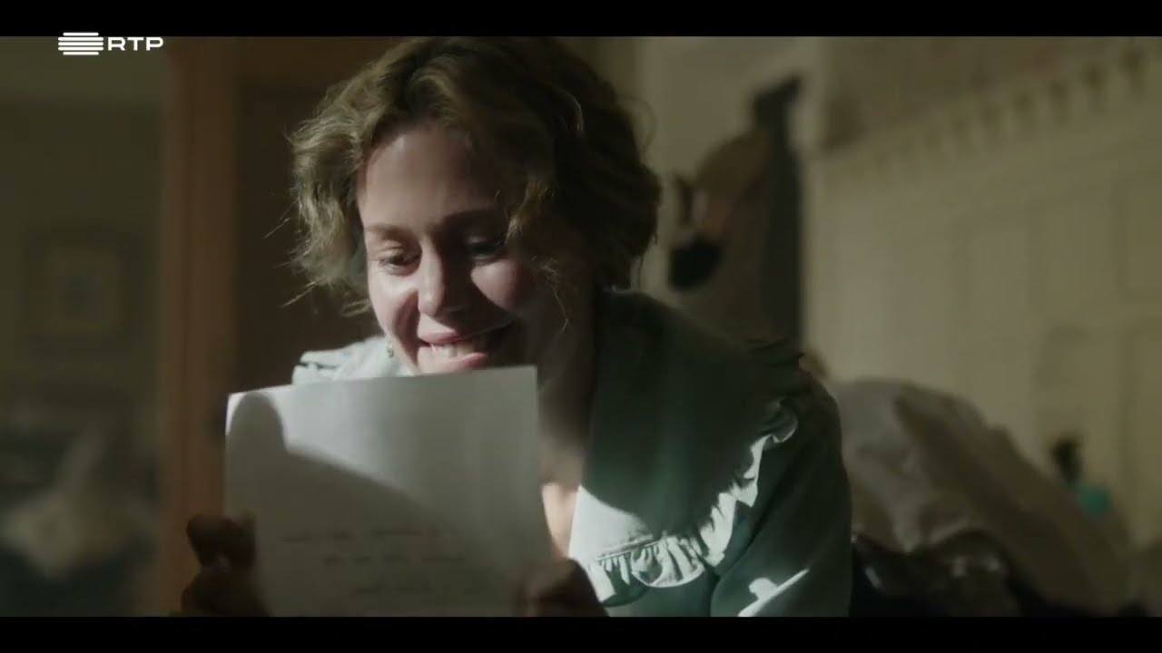 Eugenia de Montijo intervenes in the courtship of Alfonso and Victoria Eugenie