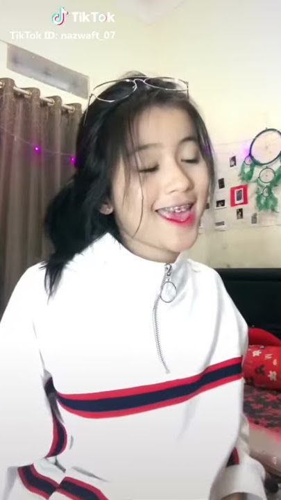 Nazwaft cantik banget bowo pasti nyesel