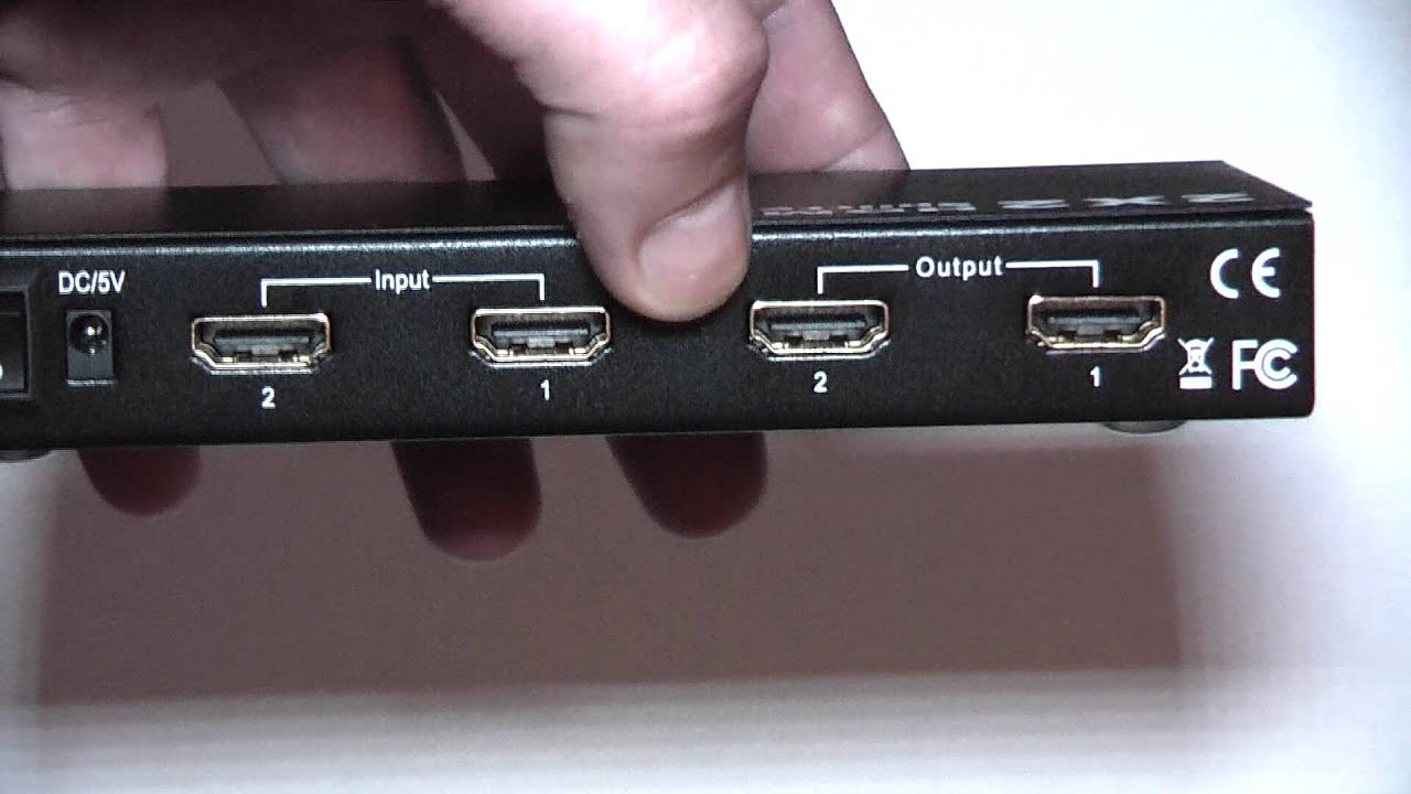 Разветвитель 1 вход 2 выхода. HDMI разветвитель один вход два выхода. Сплиттер KS-is HDMI 1x2 KS-737. Миди разветвитель два входа-один выход.