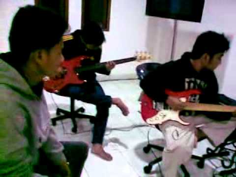 Mr band-istana cinta prepare feat natural