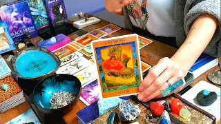 AQUARIUS - YOU KNOW YOUR LUCK IS ABOUT TO CHANGE - DON'T LOOK BACK!! FEBRUARY 2022