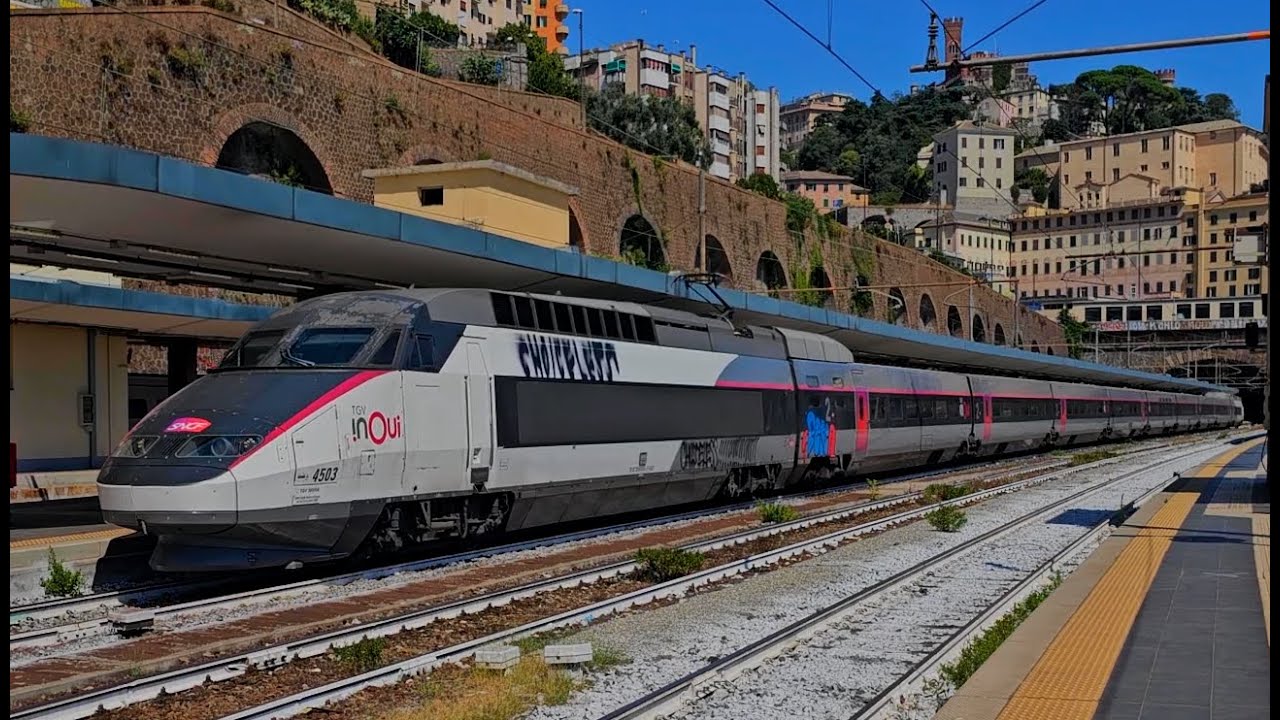 Stazione di Genova Piazza Principe con il TGV in primis