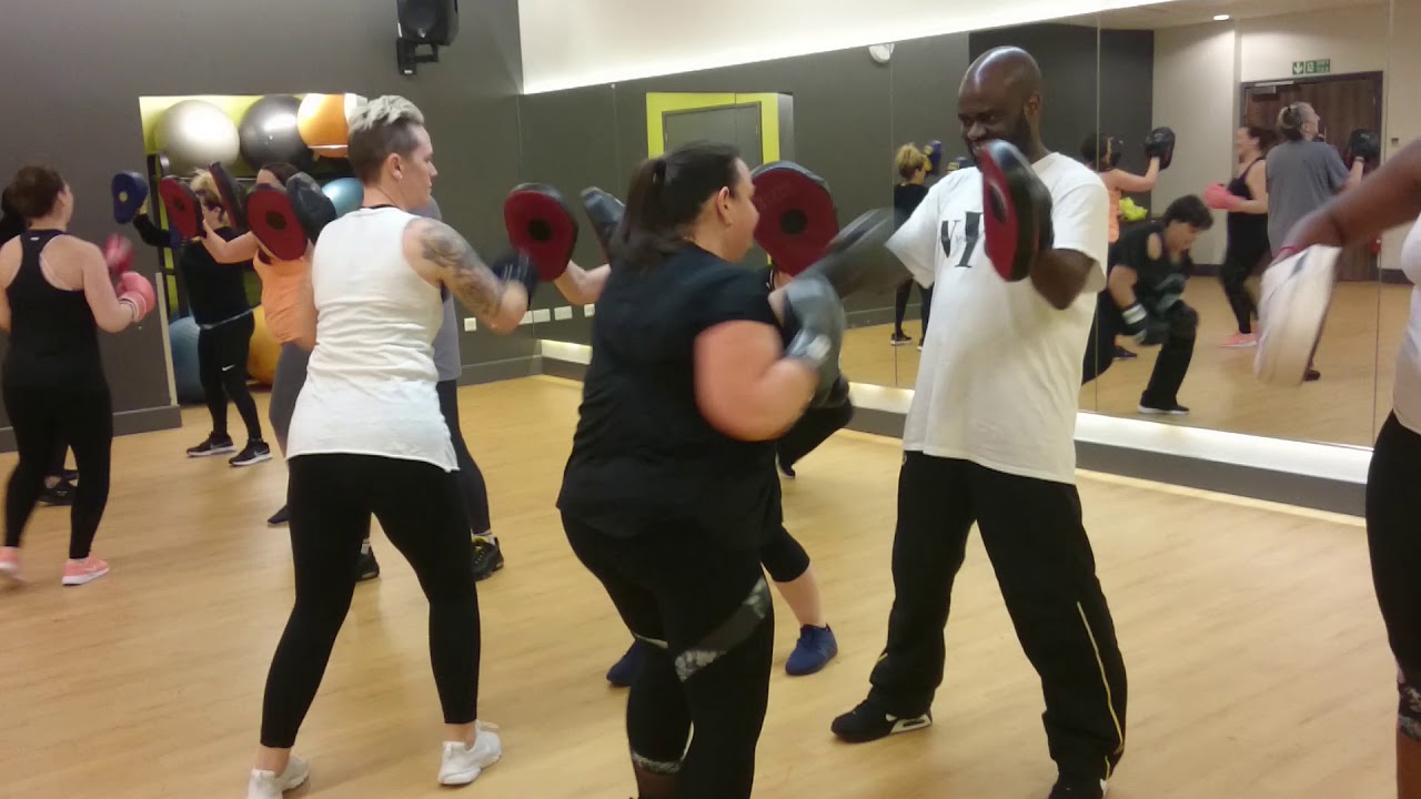 Boxercise Kick class @Becontree Heath Leisure Centre - YouTube