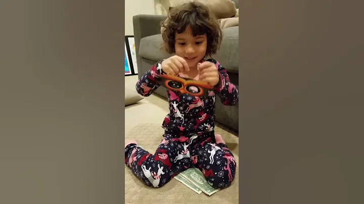 Anika opening Grandma's card - Nov 1 2016
