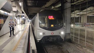 (告別烏蠅頭)港鐵東鐵綫中期翻新列車(MLR)E114/E67駛入紅磡站(往大埔墟12卡車廣播)