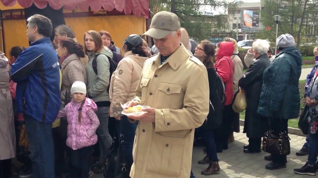 altapress.ru: Барнаульцы съели самый большой пирог в России