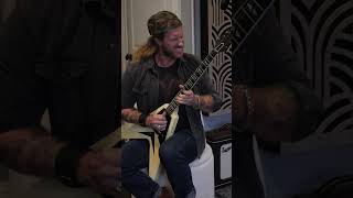 When a Guitar Has No Tone Knob