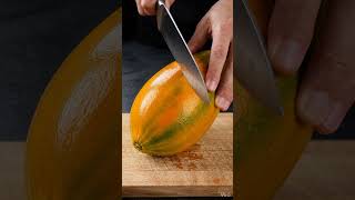 “Inside This Papaya Is CAKE?! 😳”