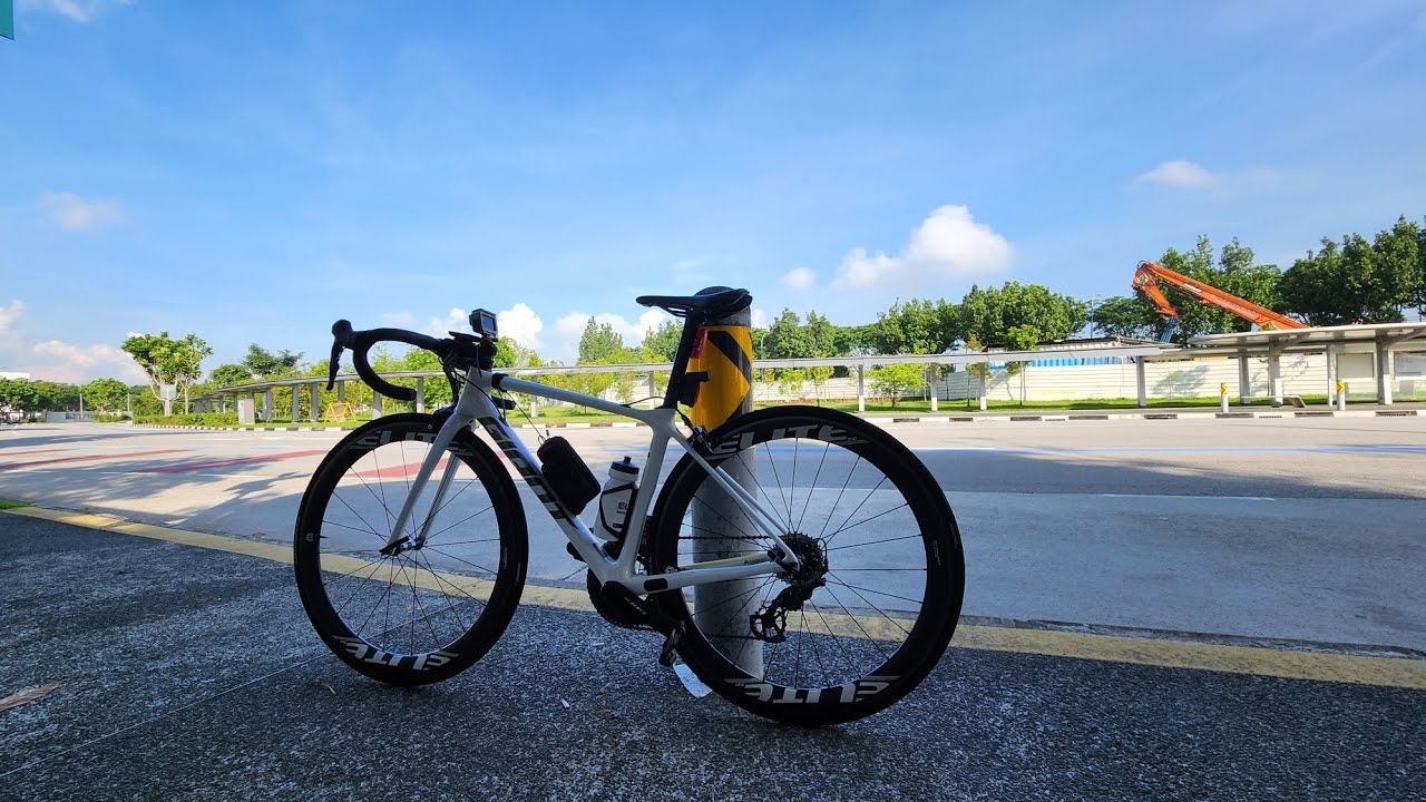 Maintain the speed (Keppel Viaduct)