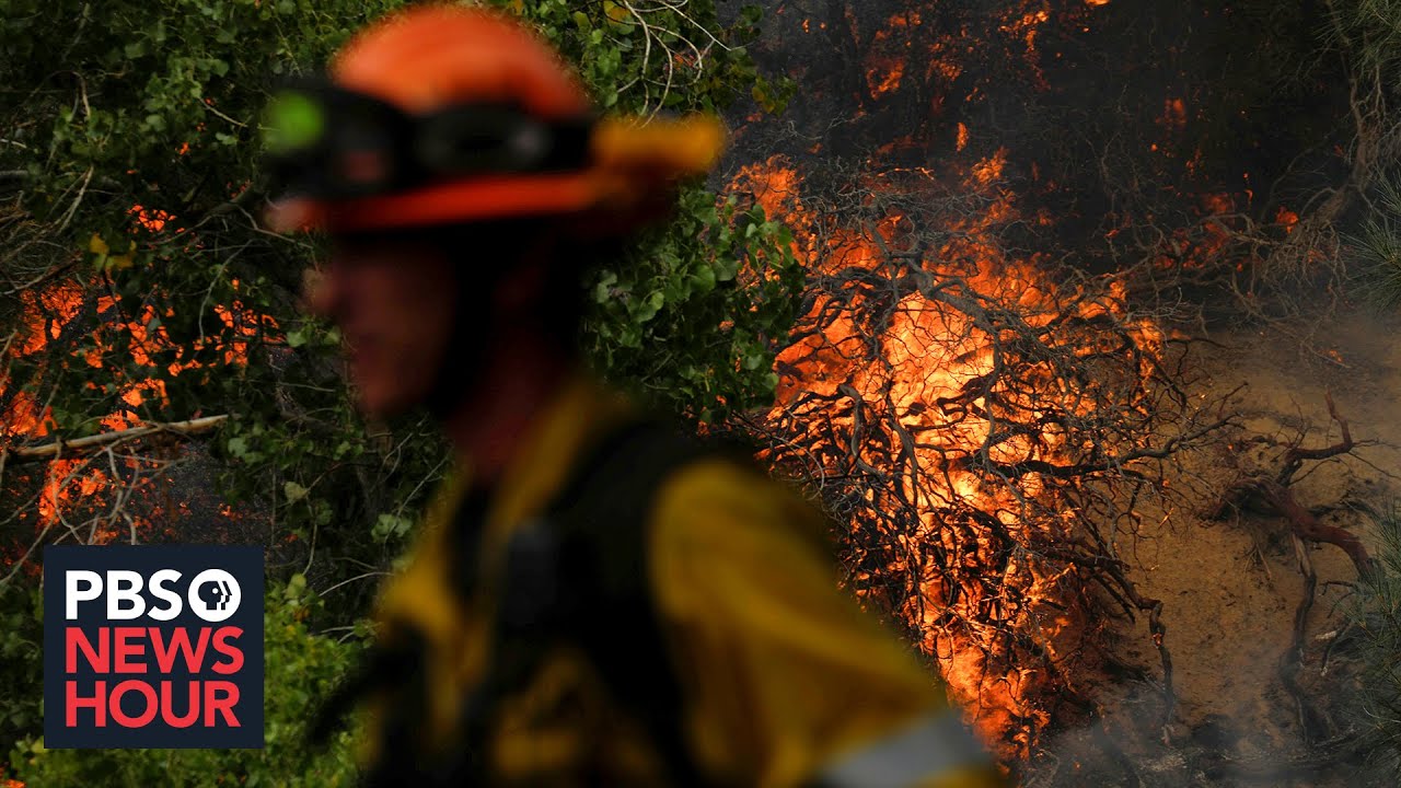 News Wrap: 3 wildfires rage out of control in Southern California - YouTube