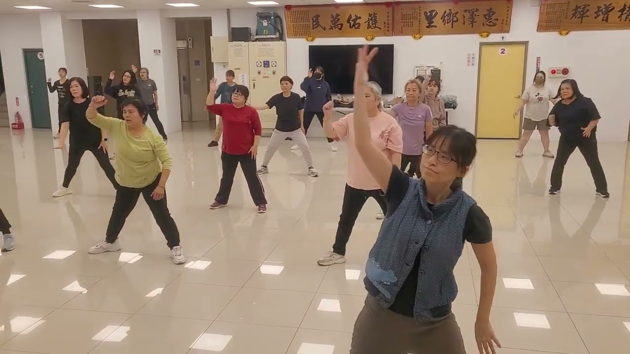 1150109 Zumba週五班3
