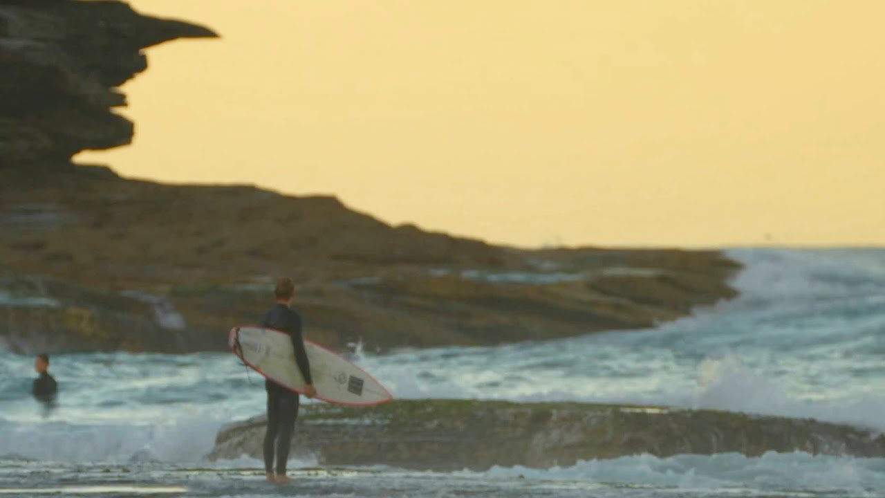 Sydney Sunset Surfing - YouTube